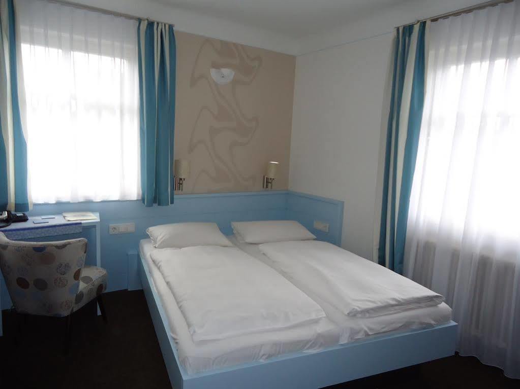 Hotel Koenigsaecker FDH Zewnętrze zdjęcie